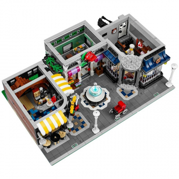 LEGO CREATOR EXPERT Plac Zgromadzeń - 10255